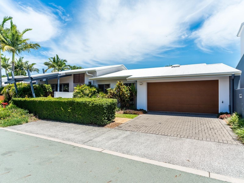 3/181 Lae Drive, Coombabah QLD 4216