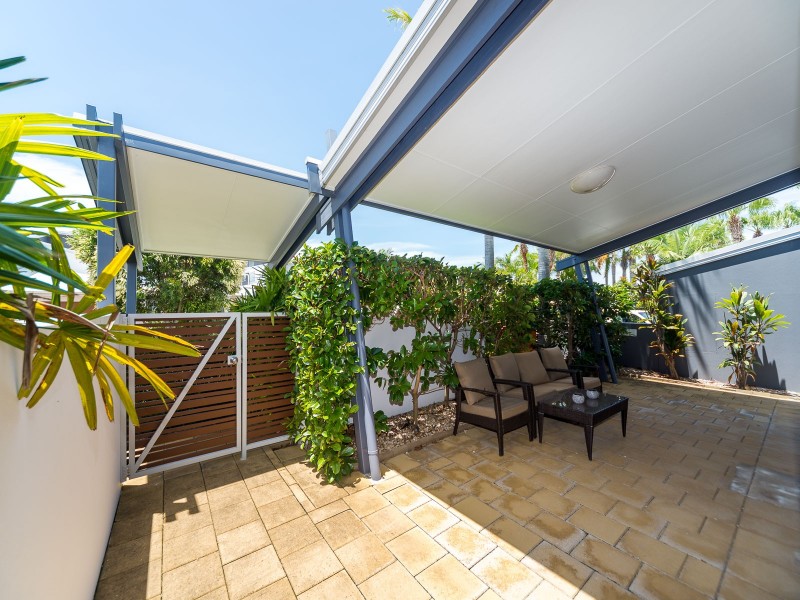 3/181 Lae Drive, Coombabah QLD 4216