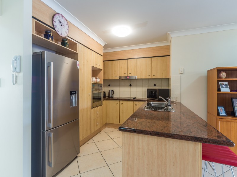 74/88-98 Limetree Parade, Runaway Bay QLD 4216