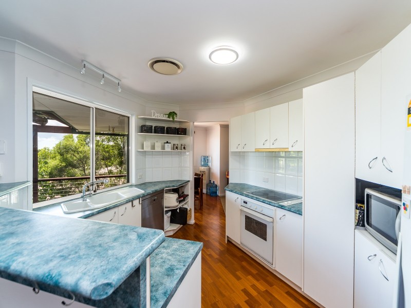 5 Dalby Court, Helensvale QLD 4212