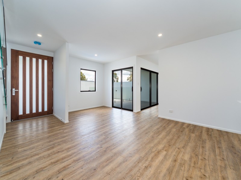 2 Mulkarra Street, Biggera Waters QLD 4216