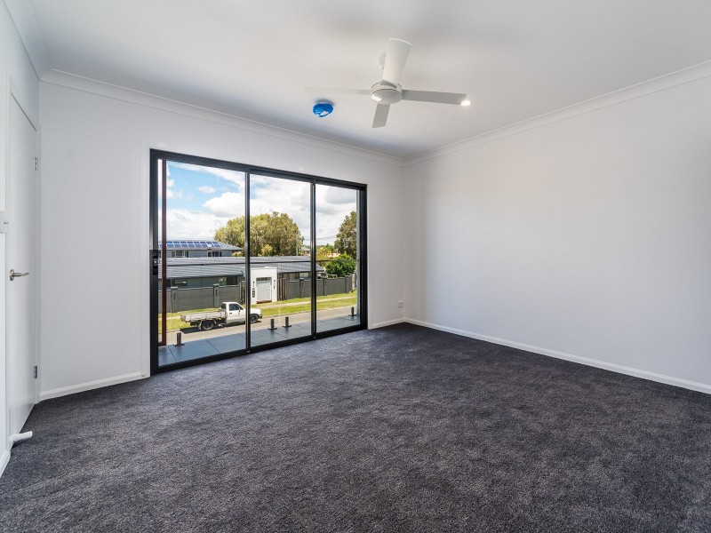 2 Mulkarra Street, Biggera Waters QLD 4216