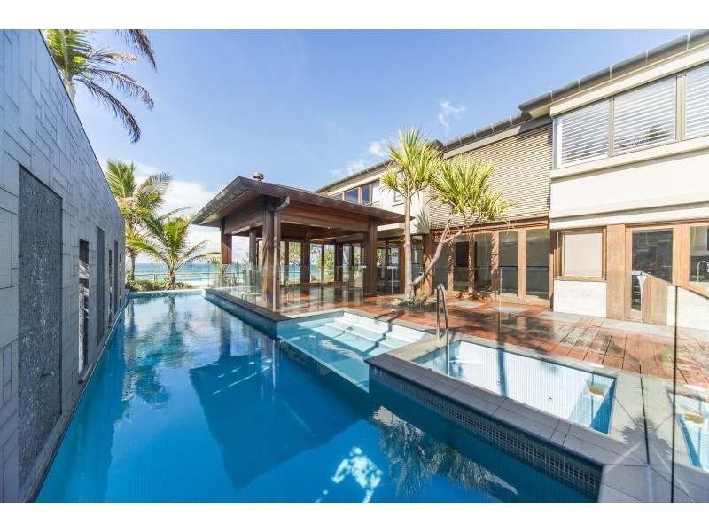 103-105 Hedges Avenue, Mermaid Beach QLD 4218