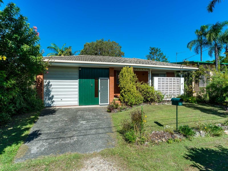23 Annerley Avenue, Runaway Bay QLD 4216