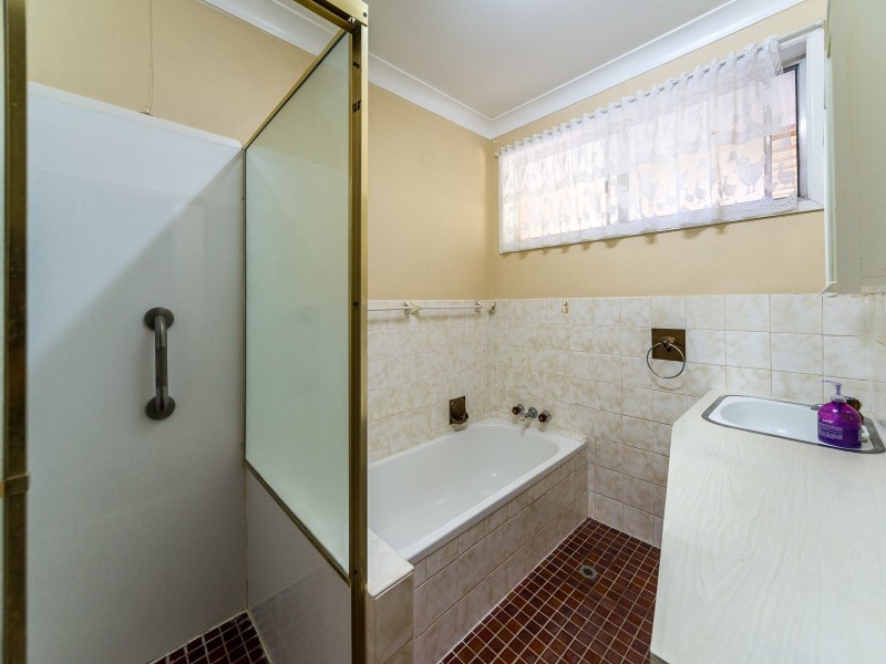 23 Annerley Avenue, Runaway Bay QLD 4216