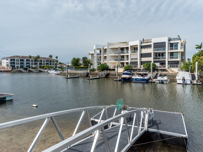 3/75 Bayview Street, Runaway Bay QLD 4216