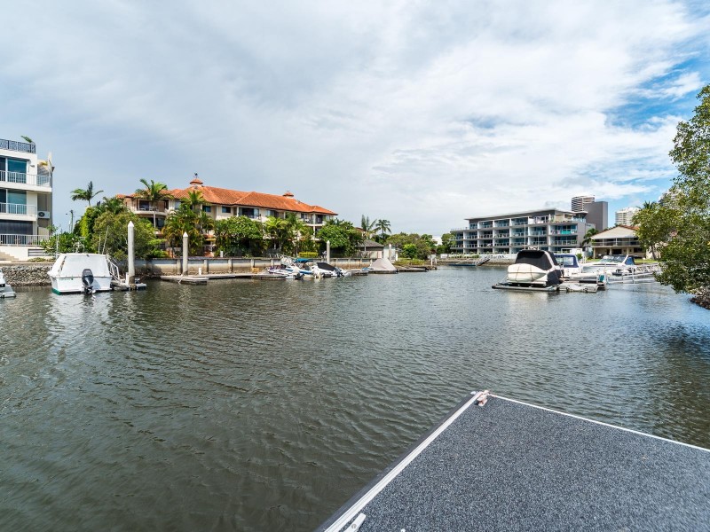 3/75 Bayview Street, Runaway Bay QLD 4216