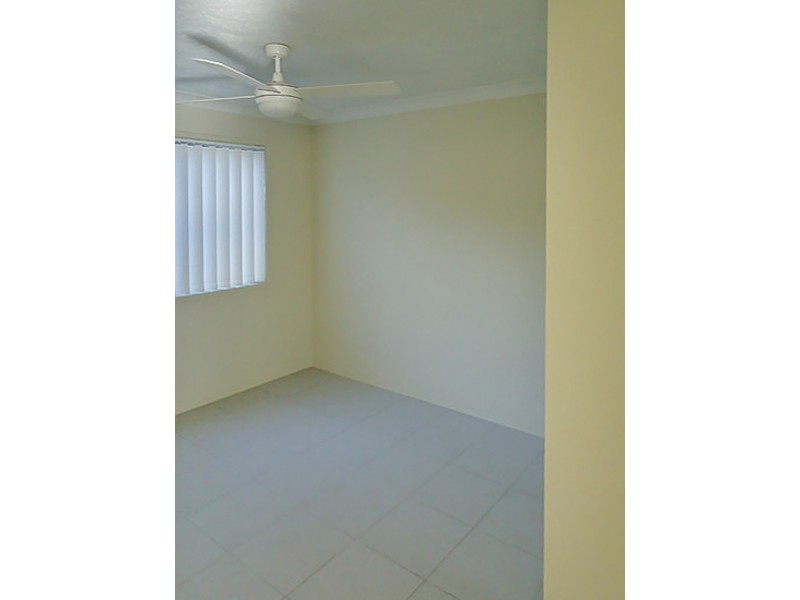 3/75 Bayview Street, Runaway Bay QLD 4216