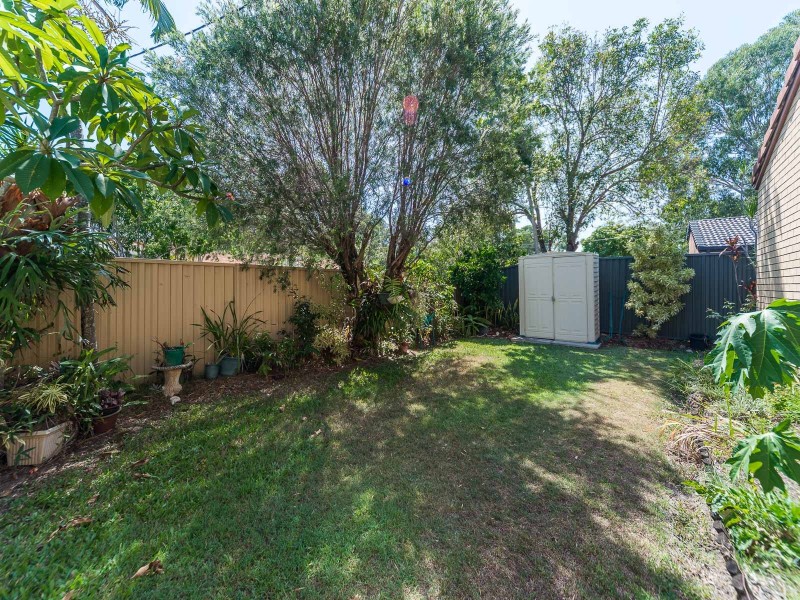 1/132 Whiting Street, Labrador QLD 4215