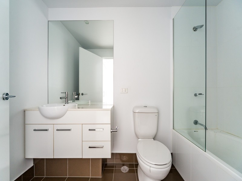 301/41 Harbour Town Drive, Biggera Waters QLD 4216