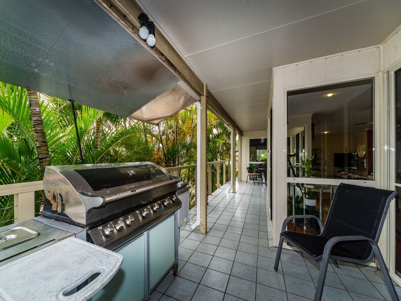 32 Monterey Keys Drive, Helensvale QLD 4212