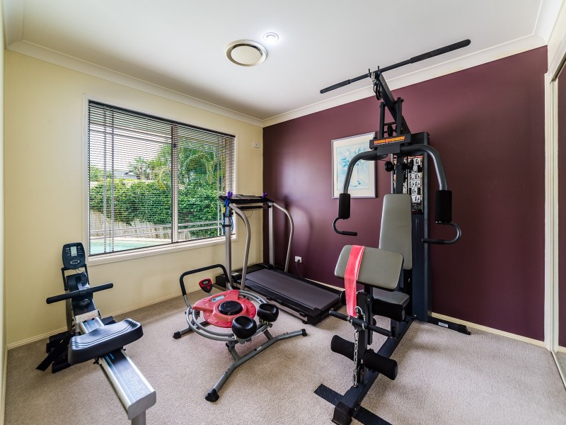 32 Monterey Keys Drive, Helensvale QLD 4212