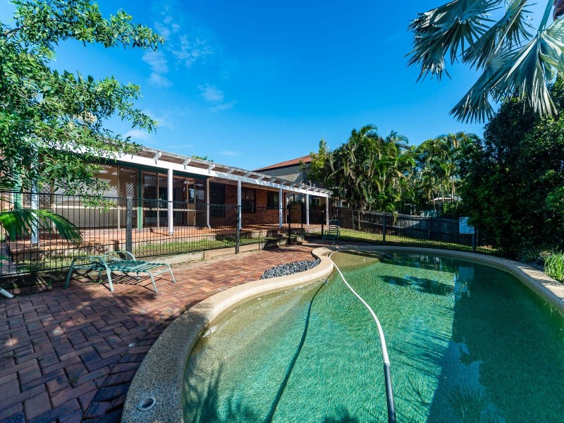 26 Buliti Street, Hope Island QLD 4212