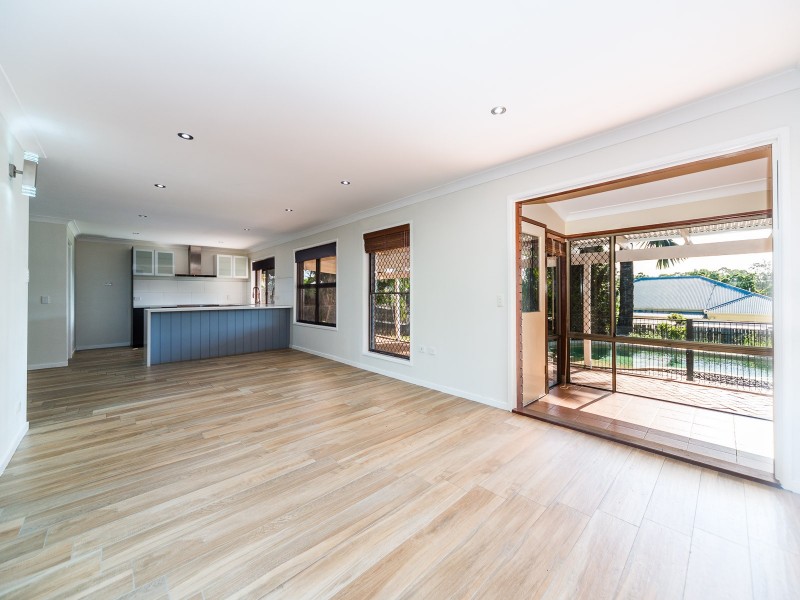 26 Buliti Street, Hope Island QLD 4212