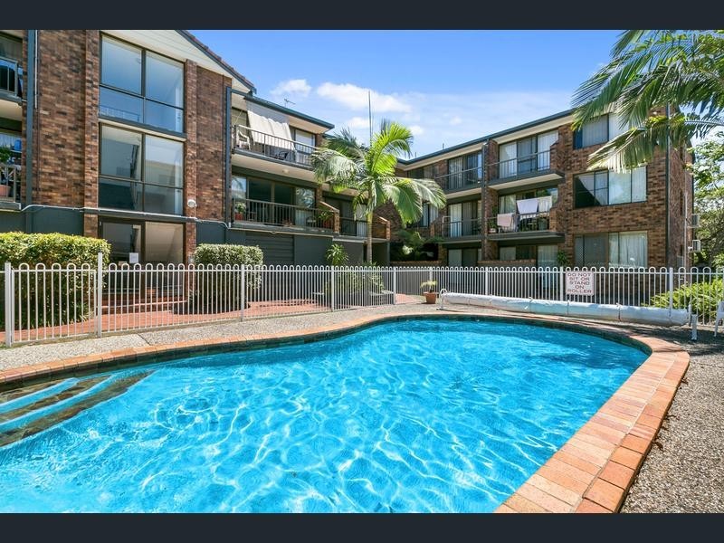 6/179 Muir Street, Labrador QLD 4215