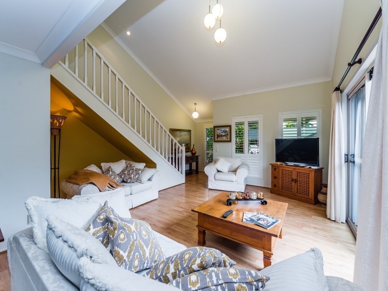 5/284 Oxley Drive, Coombabah QLD 4216