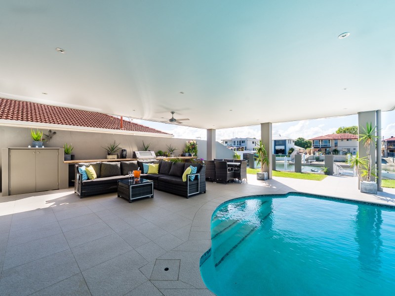 5 Drysdale Place, Paradise Point QLD 4216