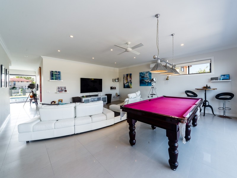 5 Drysdale Place, Paradise Point QLD 4216