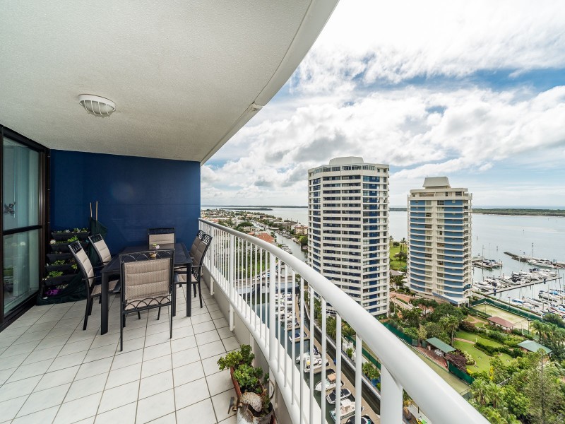 66/21 Bayview Street, Runaway Bay QLD 4216