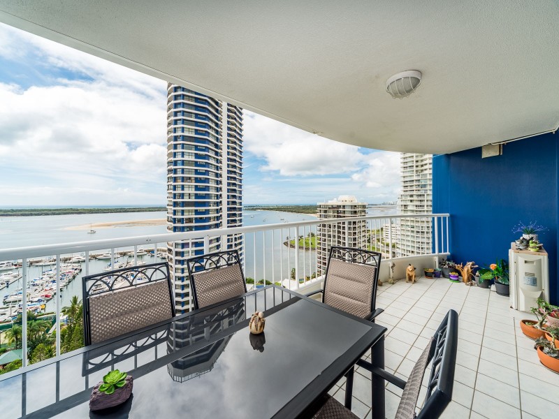 66/21 Bayview Street, Runaway Bay QLD 4216