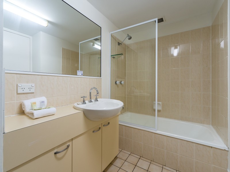 23/6 Back Street, Biggera Waters QLD 4216