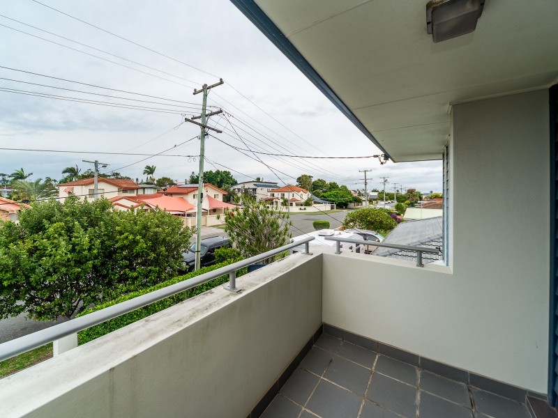 54 Howard Street, Runaway Bay QLD 4216