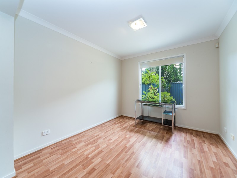 54 Howard Street, Runaway Bay QLD 4216