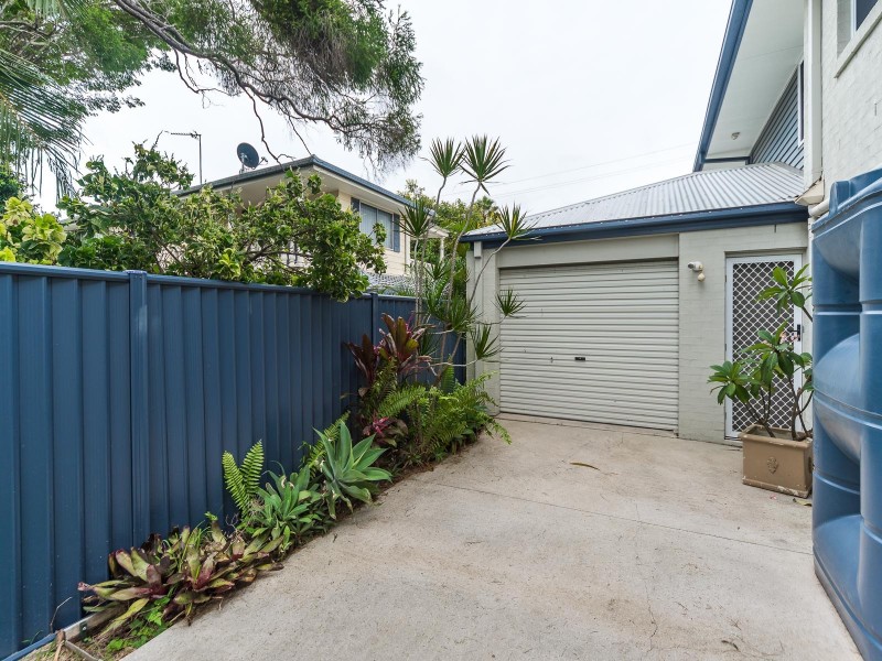 54 Howard Street, Runaway Bay QLD 4216