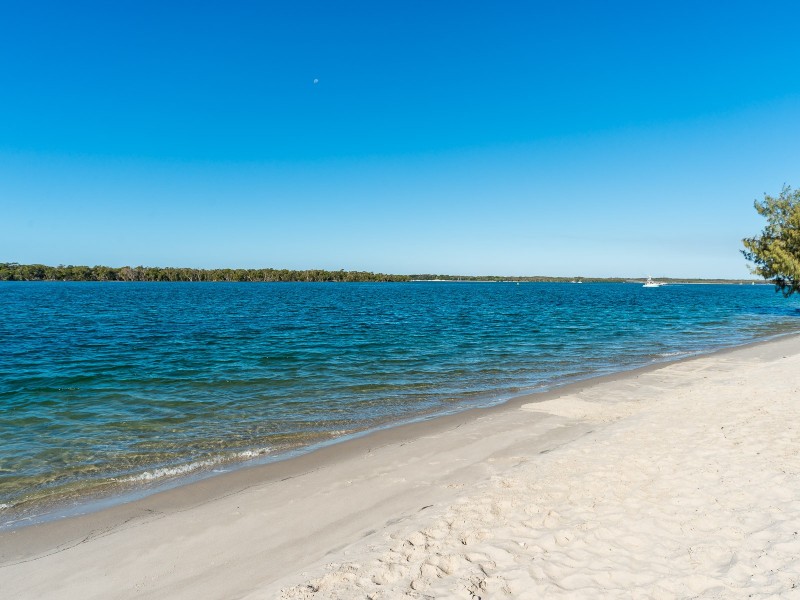 54 Howard Street, Runaway Bay QLD 4216