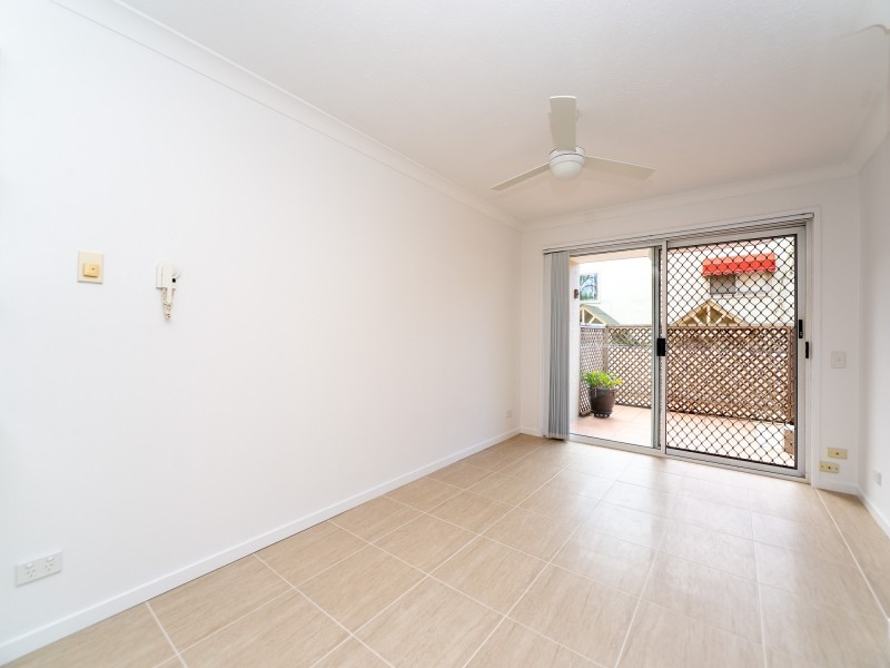9/75 Bayview Street, Runaway Bay QLD 4216