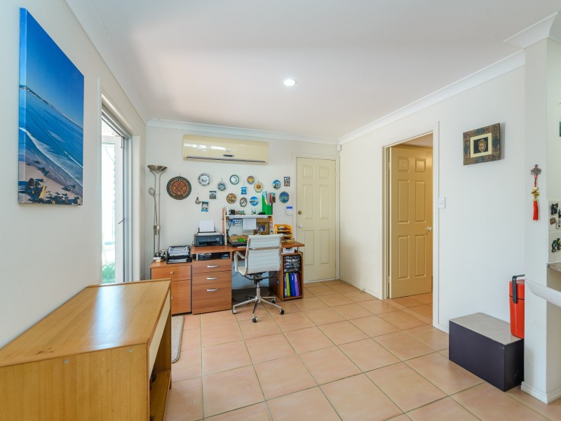 2/8 Markham Avenue, Runaway Bay QLD 4216