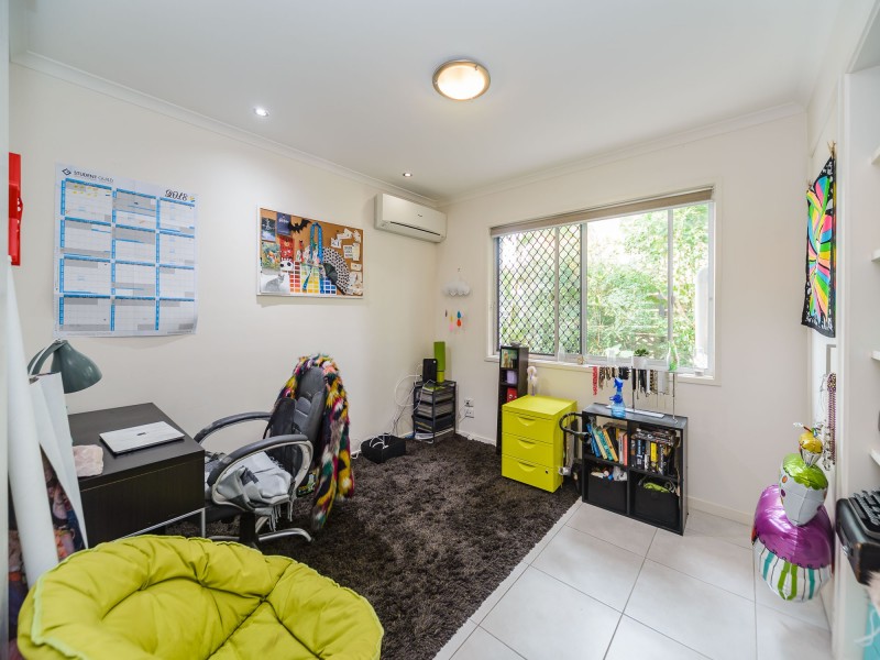 9 Dobell Avenue, Paradise Point QLD 4216