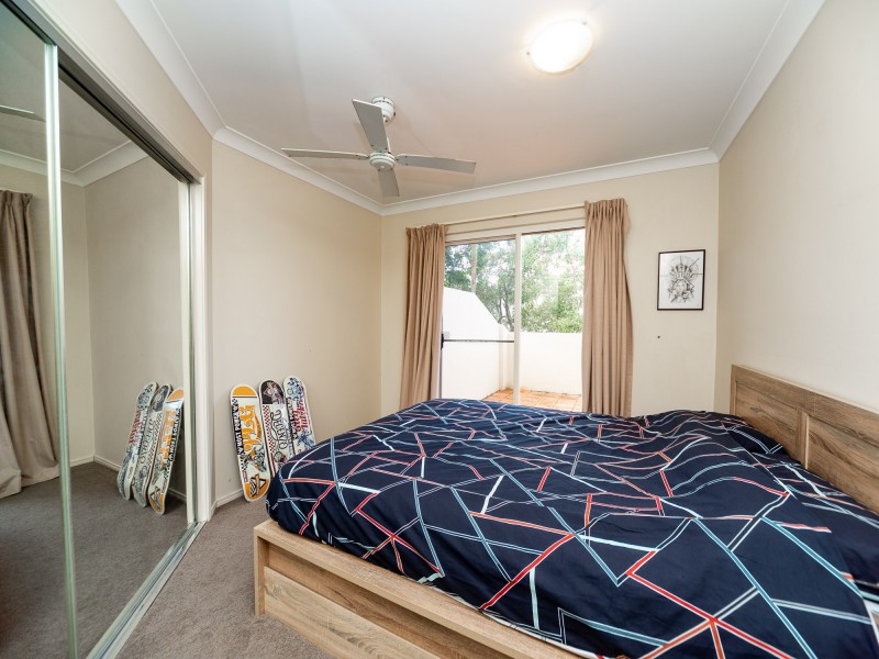 17/89 Bayview Street, Runaway Bay QLD 4216