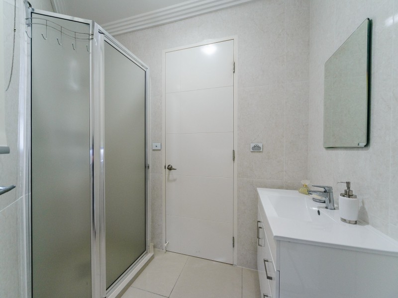 7 Wau Avenue, Runaway Bay QLD 4216