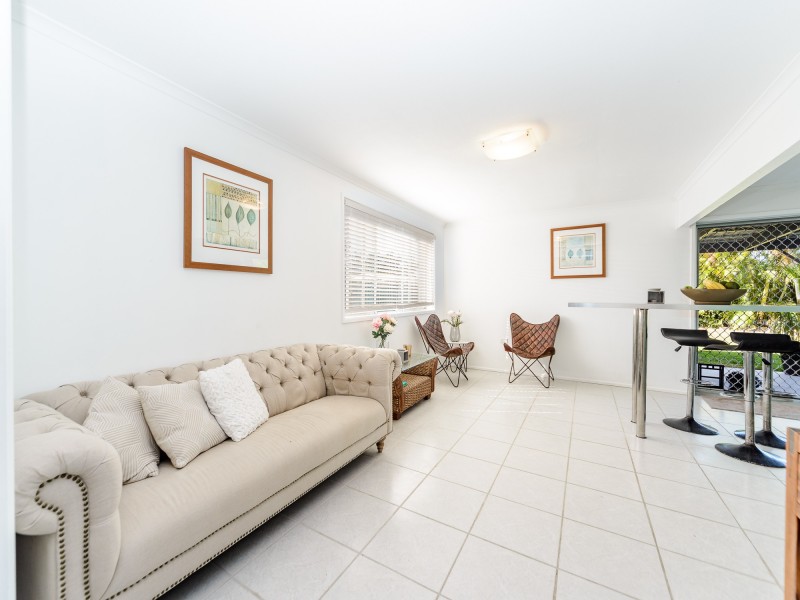 30 Barnard Street, Biggera Waters QLD 4216