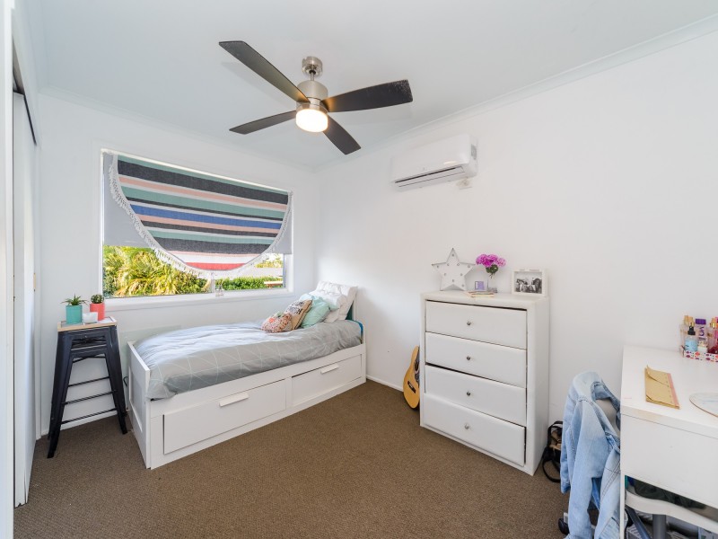 30 Barnard Street, Biggera Waters QLD 4216