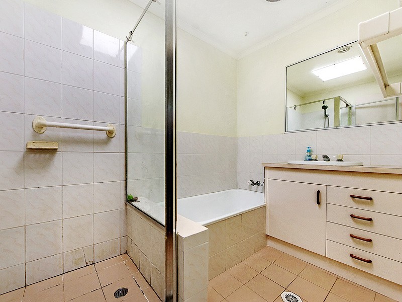 4/138 Hansford Road, Coombabah QLD 4216