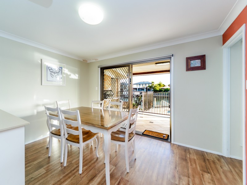 382 Bayview Street, Hollywell QLD 4216