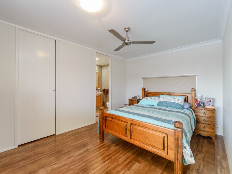 382 Bayview Street, Hollywell QLD 4216