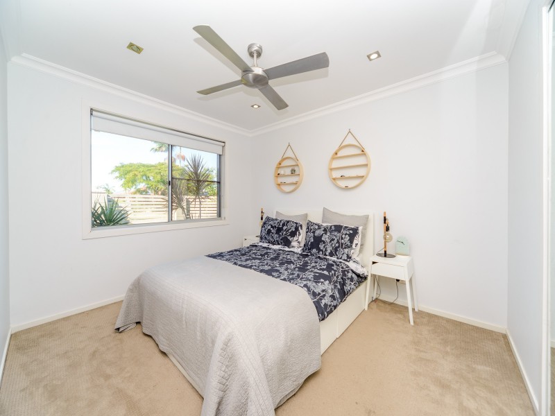 16 Burrendong Road, Coombabah QLD 4216