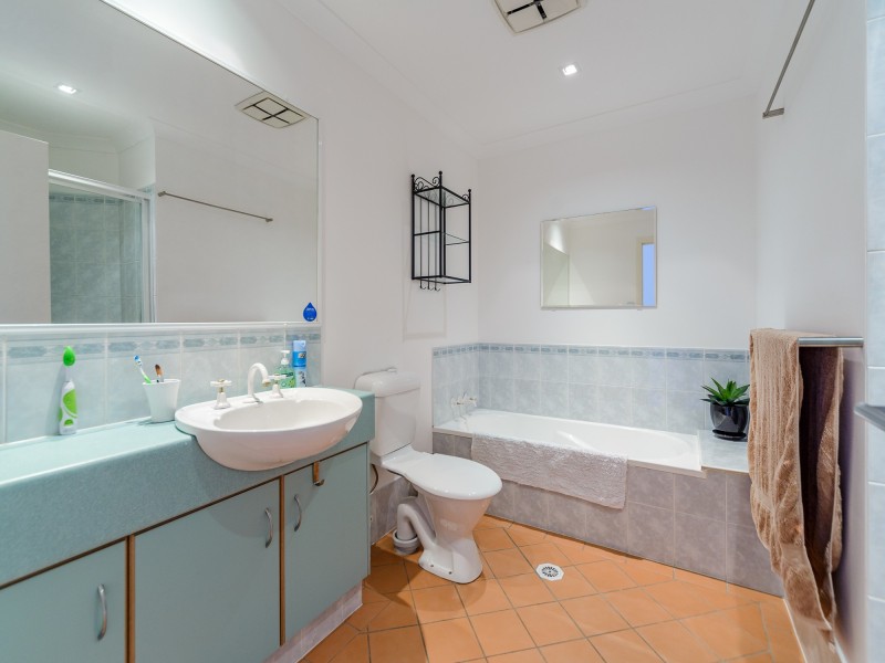 63/100 Morala Avenue, Runaway Bay QLD 4216