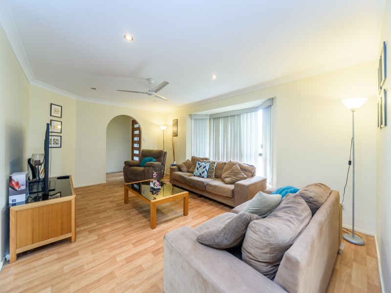 34 Thorngate Drive, Robina QLD 4226