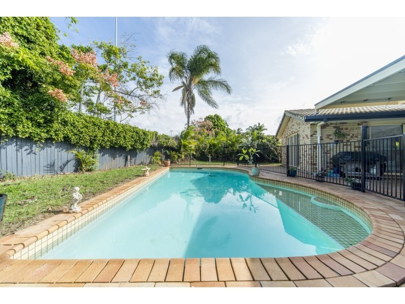 34 Simbai Street, Runaway Bay QLD 4216