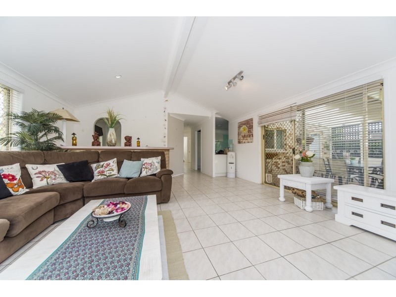 34 Simbai Street, Runaway Bay QLD 4216