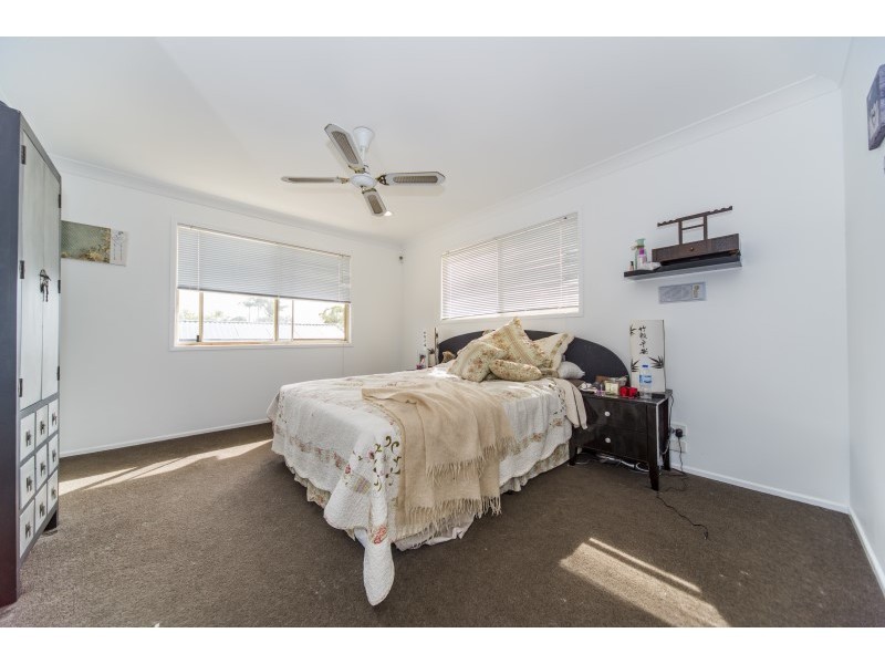 34 Simbai Street, Runaway Bay QLD 4216