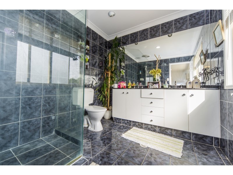 34 Simbai Street, Runaway Bay QLD 4216