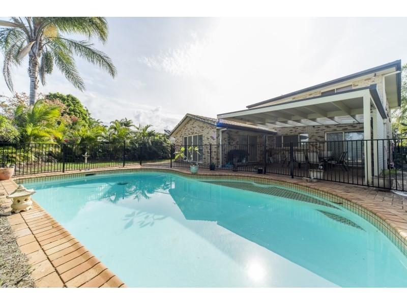 34 Simbai Street, Runaway Bay QLD 4216