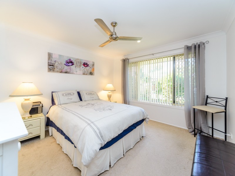 1/35 Milton Avenue, Paradise Point QLD 4216