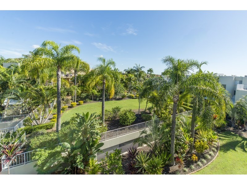 92/1 Lee Road, Runaway Bay QLD 4216