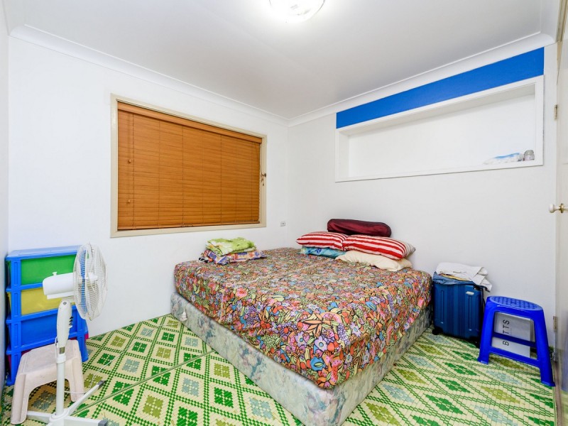 127 Bayview Street, Runaway Bay QLD 4216